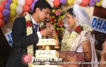 Josson Dhanya Wedding Photos